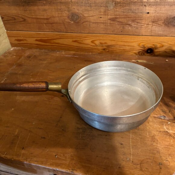 1960's Rustic Copper Chafing Dish - Picture 5 of 7
